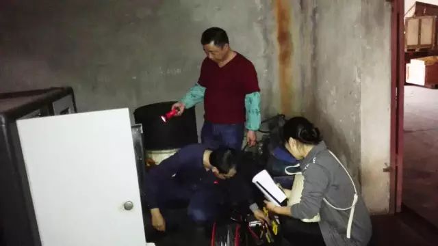 上海hjc黄金城电动机保护器在空压机上的运用